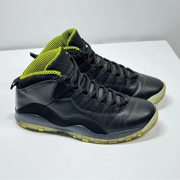 The Jordan 10 Retro Venom Green - Picture 1 of 13